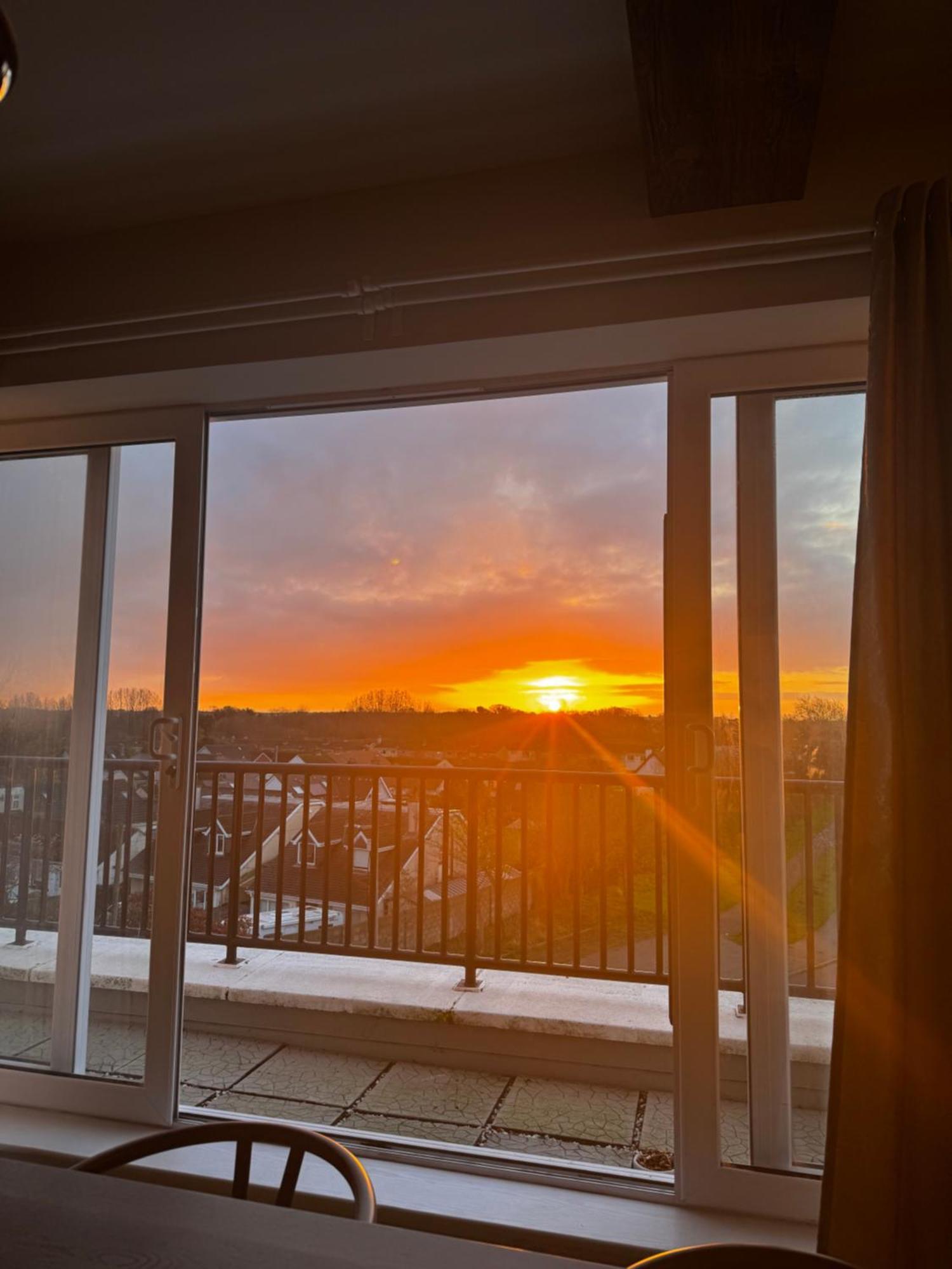 Finnstown Hall- Private In Shared With The Host Privatunterkunft *