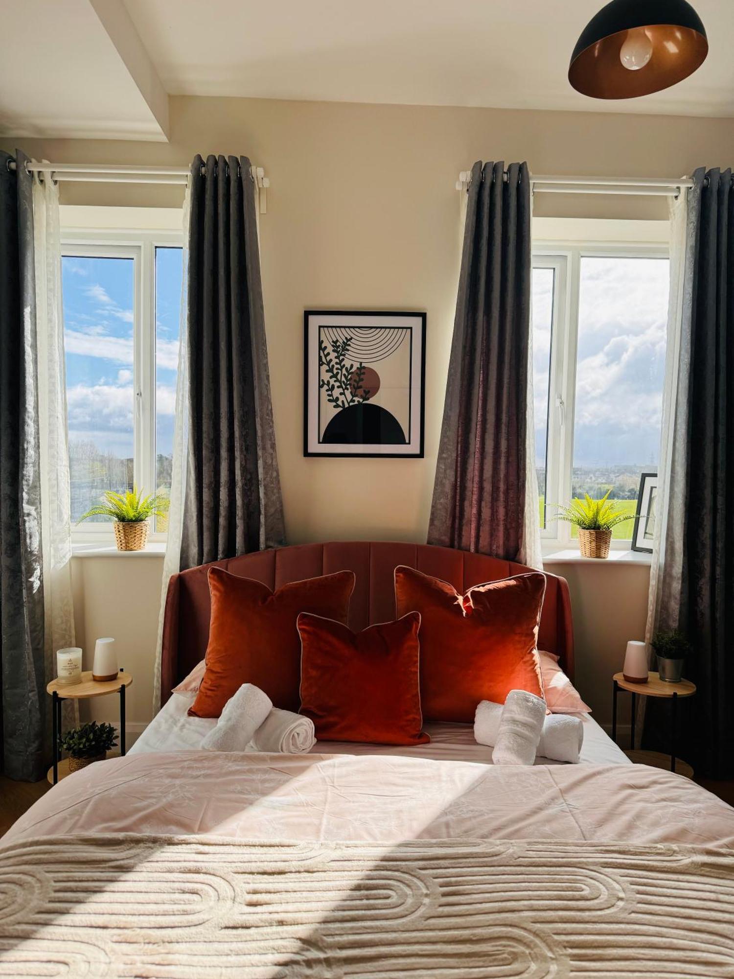Habitación en casa particular Finnstown Hall- Private In Shared With The Host Dublín